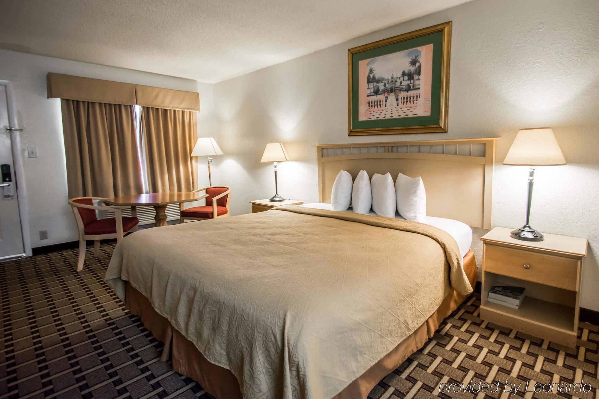 Quality Inn & Suites Eastgate Киссимми Экстерьер фото