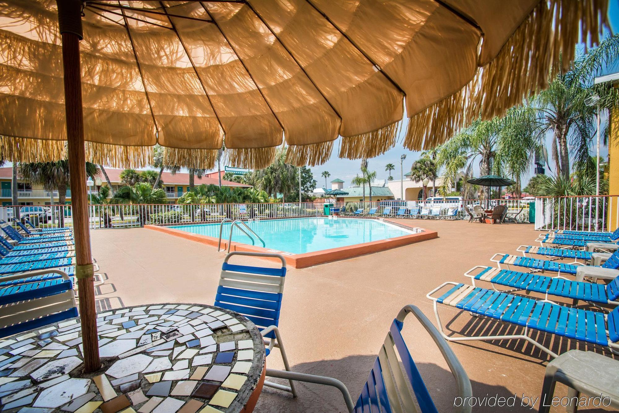 Quality Inn & Suites Eastgate Киссимми Экстерьер фото