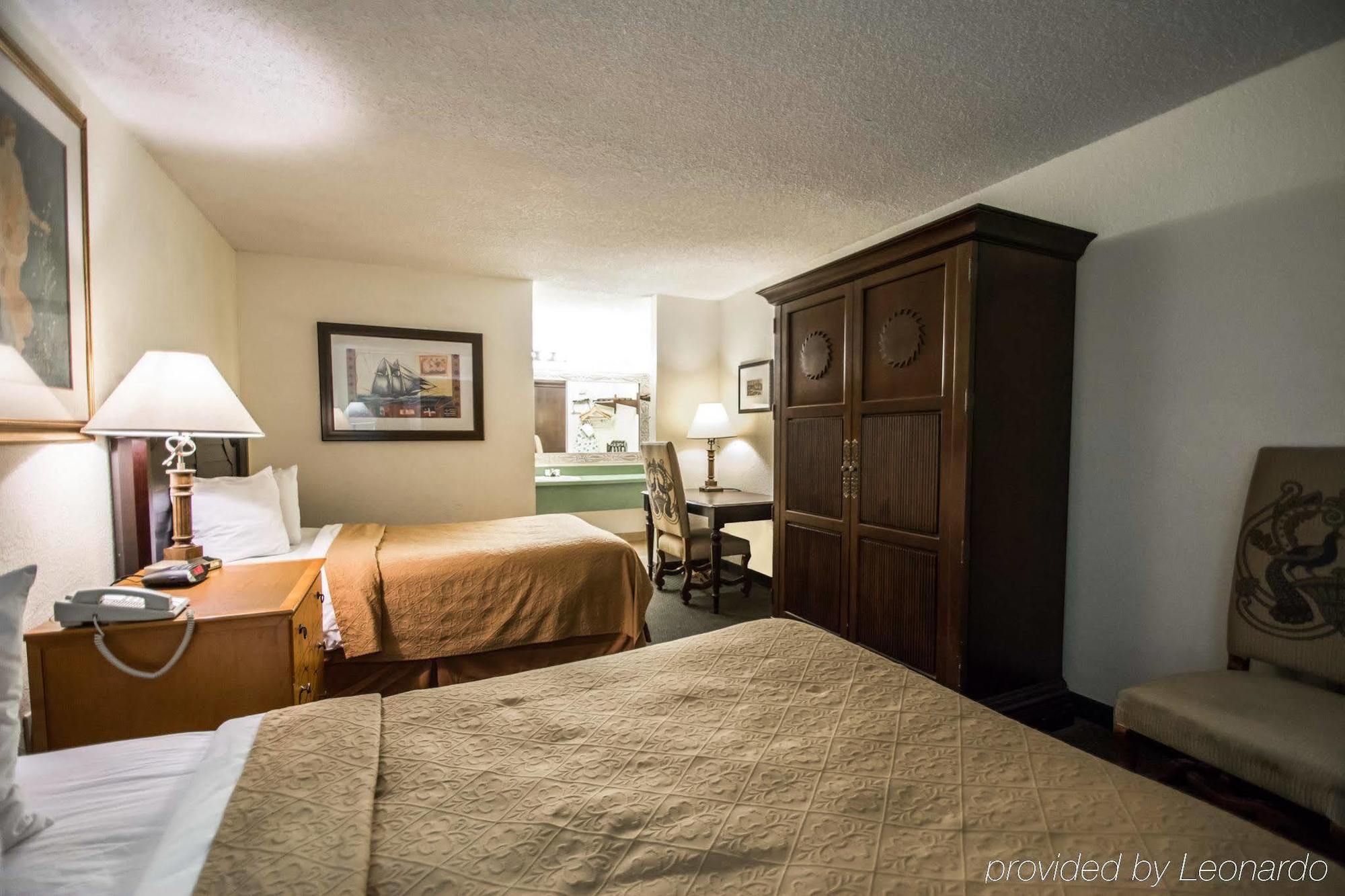 Quality Inn & Suites Eastgate Киссимми Экстерьер фото