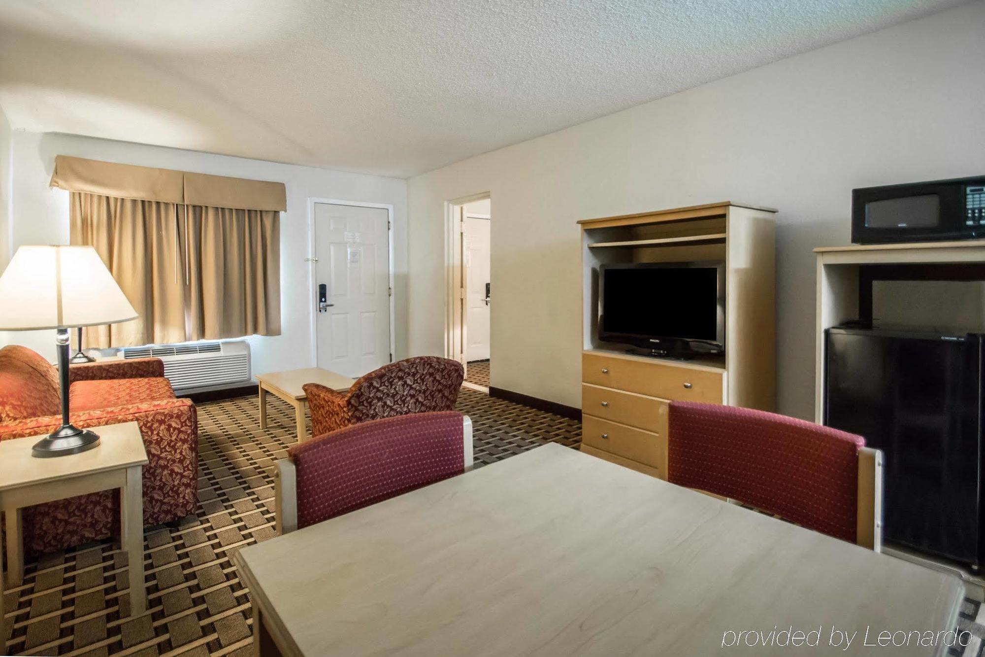 Quality Inn & Suites Eastgate Киссимми Экстерьер фото