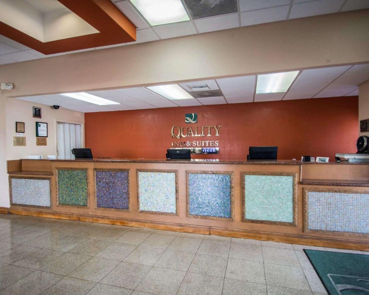 Quality Inn & Suites Eastgate Киссимми Экстерьер фото